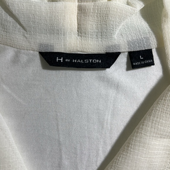 H by Halston cream chiffon drape twist front blouse size L - Picture 7 of 10